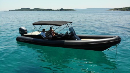 Lolivul 9 | Yacht Charter Croatia | Travelboat