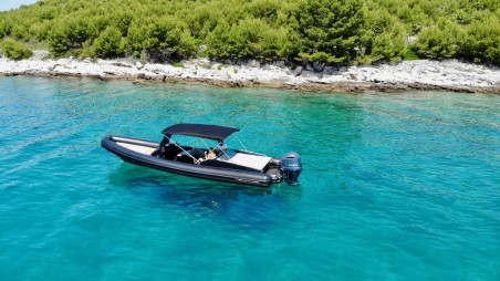 Lolivul 9 | Yacht Charter Croatia | Travelboat