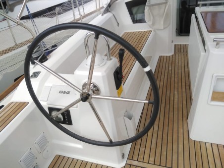 Bénéteau Oceanis 38.1 Bordeaux