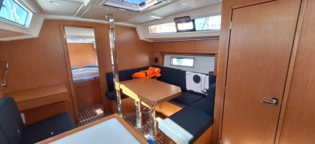 Bavaria Yachtbau Bavaria C38 Papagena
