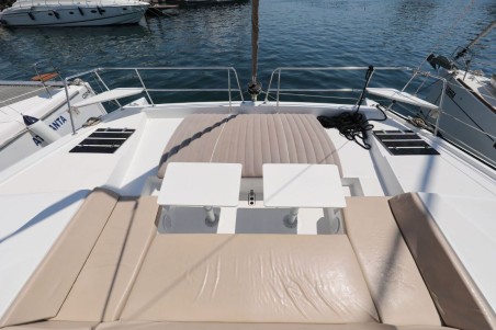 Bali 4.0 | Czarter jachtu Chorwacja | Travelboat
