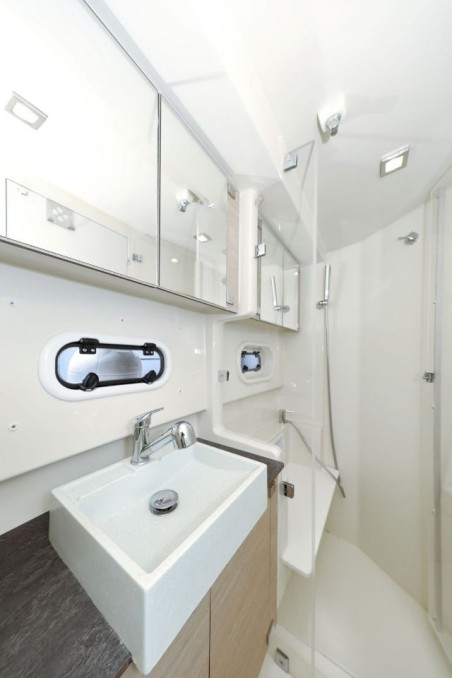 Bali 4.0 | Czarter jachtu Chorwacja | Travelboat