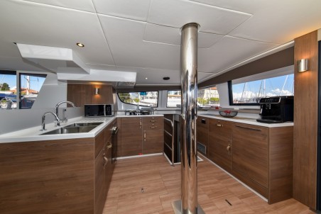 Catana Group Bali 4.6 - 5 cab. Jako 2