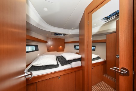 Bavaria Yachtbau Bavaria C42 Dna