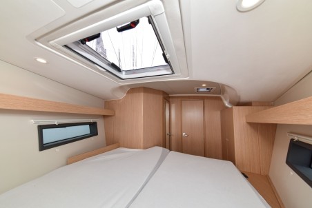 Bavaria Yachtbau Bavaria C42 Mauvic