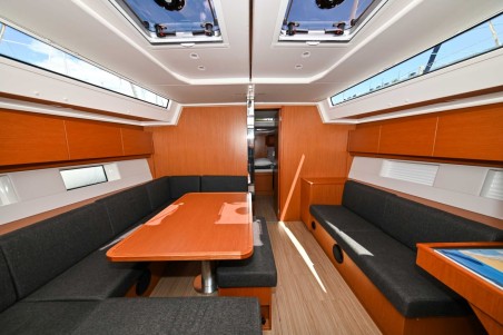Bavaria C45 | Czarter jachtu Chorwacja | Travelboat