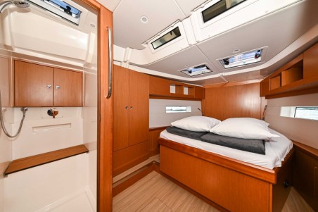 Bavaria C45 | Czarter jachtu Chorwacja | Travelboat