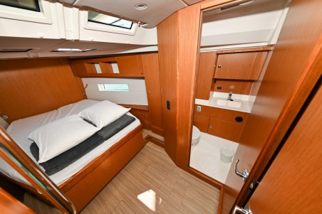 Bavaria C45 | Czarter jachtu Chorwacja | Travelboat