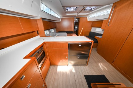 Bavaria C45 | Czarter jachtu Chorwacja | Travelboat