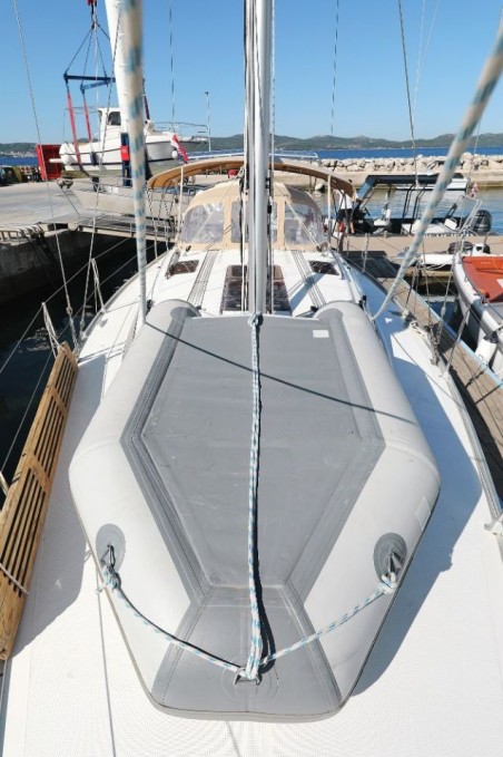 Bavaria Yachtbau Bavaria Cruiser 37 - 3 cab. Lupe