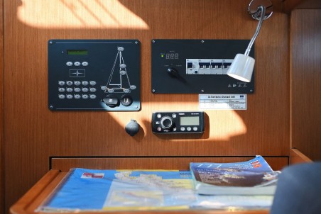 Bavaria Yachtbau Bavaria Cruiser 37 - 3 cab. Lupe