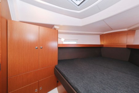 Bavaria Yachtbau Bavaria Cruiser 37 - 3 cab. Lupe