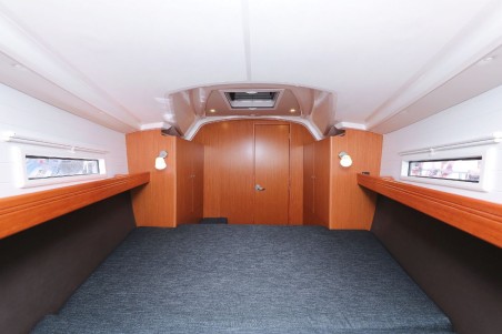 Bavaria Yachtbau Bavaria Cruiser 37 - 3 cab. Lupe