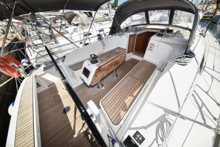 Bavaria Yachtbau Bavaria Cruiser 41 - 3 cab. Nixie