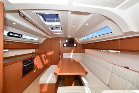 Bavaria Yachtbau Bavaria Cruiser 41 - 3 cab. Nixie