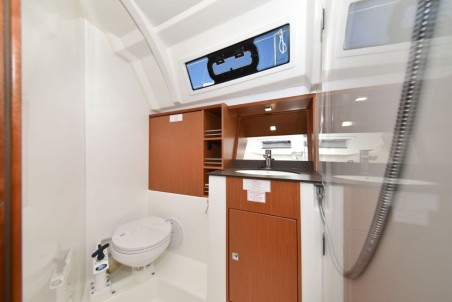 Bavaria Yachtbau Bavaria Cruiser 41 - 3 cab. Nixie