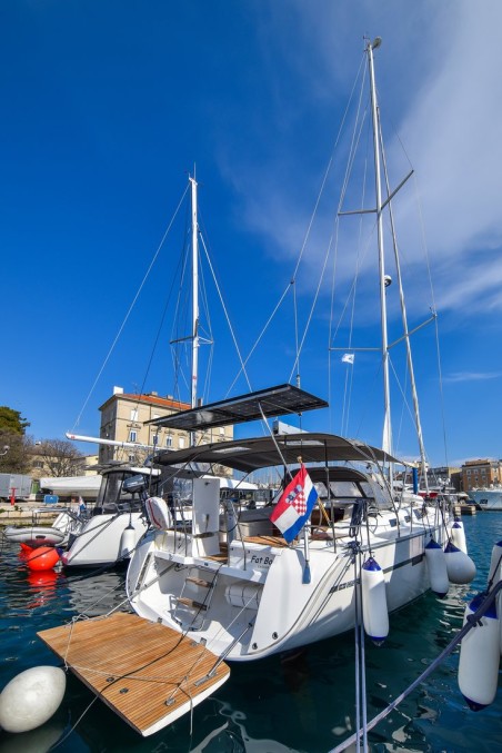 Bavaria Yachtbau Bavaria Cruiser 56 - 5 + 1 cab. Fat Boy