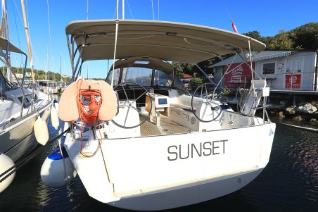 Dufour Yachts Dufour 382 GL Sunset