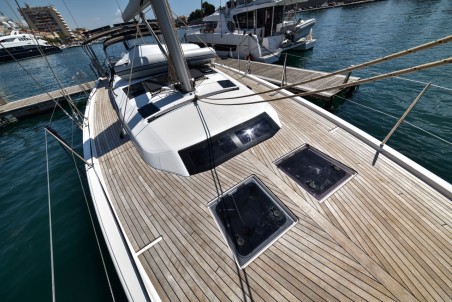 Dufour 470 - 4 + 1 cab. | Yacht Charter Croatia | Travelboat