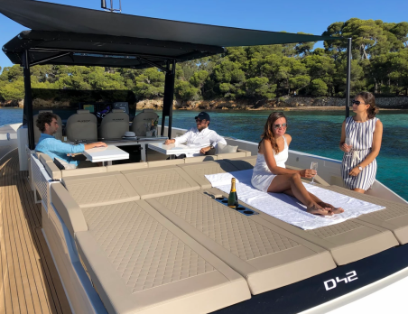 De Antonio D42 Open | Czarter jachtu Chorwacja | Travelboat