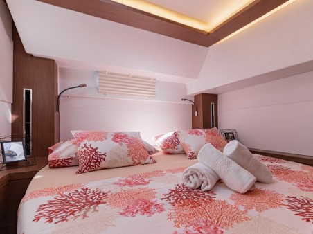 Lagoon-Bénéteau Lagoon 46 - 4 + 2 cab. Galeb