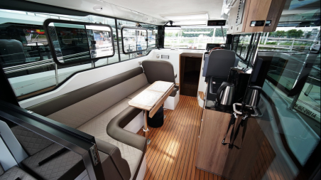 Nikhen Yachts Nikhen Aquasun 34 Sedan Lili