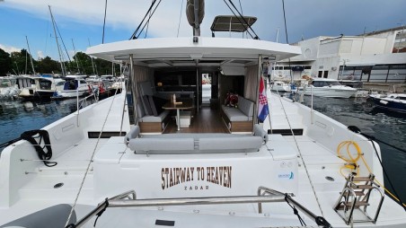 Bali 4.2 - 4 + 1 cab. | Yacht Charter Croatia | Travelboat