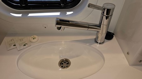 Bali 4.2 - 4 + 1 cab. | Yacht Charter Croatia | Travelboat