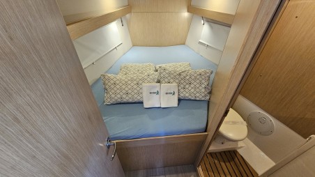 Bavaria Yachtbau Bavaria C38 Windchaser