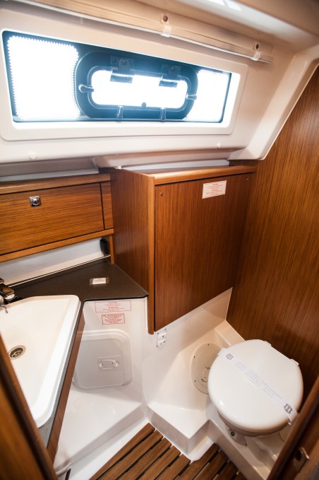 Bavaria Yachtbau Bavaria Cruiser 34 Style - 3 cab. Neo