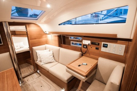 Elan Impression 40.1 | Czarter jachtu Chorwacja | Travelboat