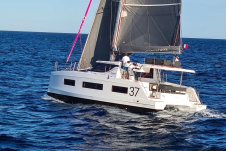 Aventura Catamarans Aventura 37 Hakuna