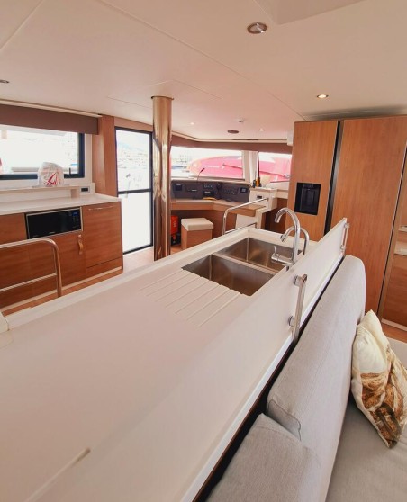 Catana Group Bali 4.6 - 5 + 1 cab. Cancelli del Cielo
