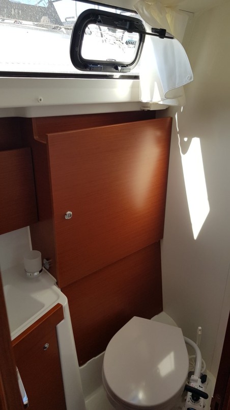 Bénéteau Oceanis 38.1 Aga