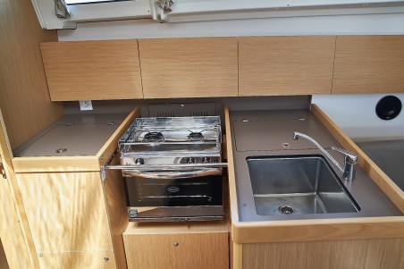 Bénéteau Oceanis 38.1 Mici