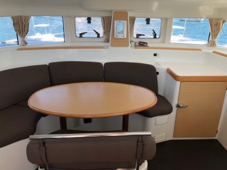 Lagoon-Bénéteau Lagoon 380 S2 - 4 cab. blue elli