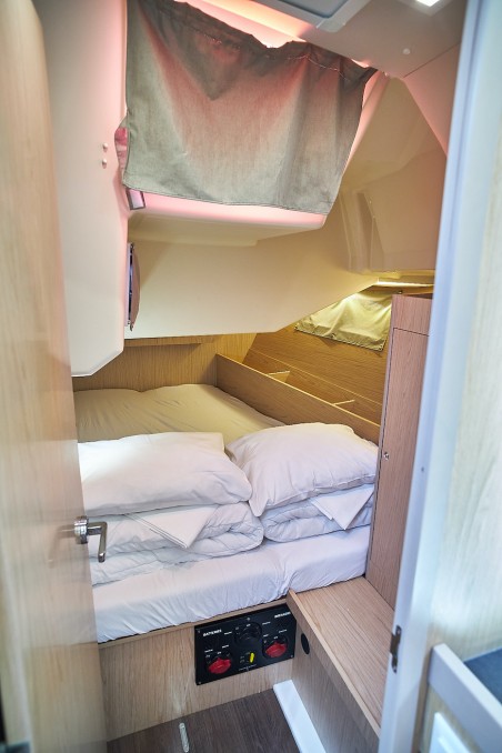 Bénéteau Oceanis 41.1 White Beauty