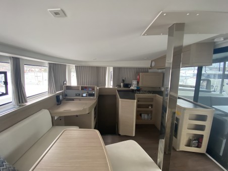 Lagoon-Bénéteau Lagoon 42 - 4 + 1 cab. Brunhilde