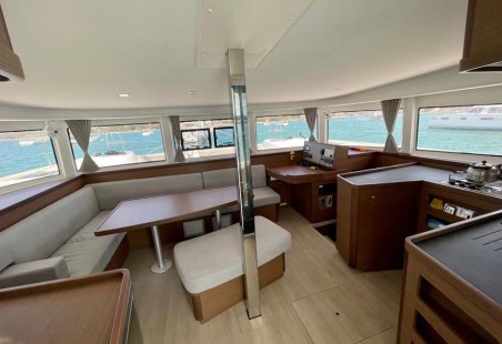 Lagoon-Bénéteau Lagoon 42 - 4 + 2 cab. DayElli