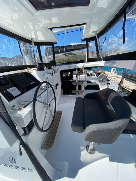 Lagoon-Bénéteau Lagoon 42 - 4 + 2 cab. Hanselli