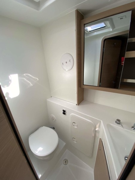 Lagoon-Bénéteau Lagoon 42 - 4 + 2 cab. Hanselli