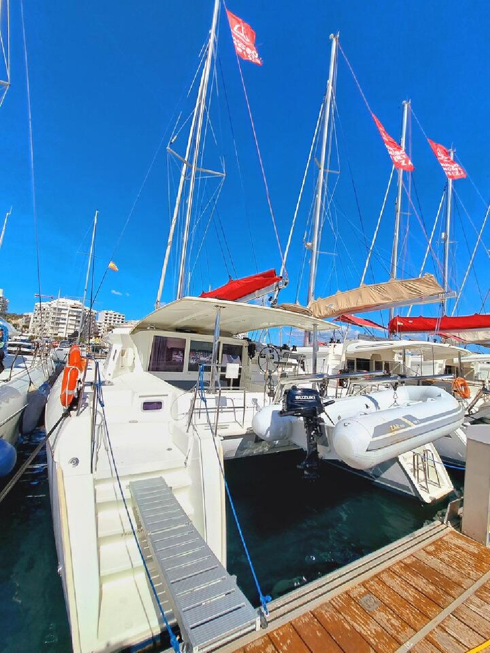 Lagoon-Bénéteau Lagoon 421 - 4 + 2 cab. The Mob