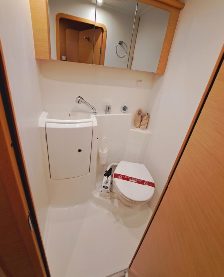 Lagoon-Bénéteau Lagoon 421 - 4 + 2 cab. The Mob