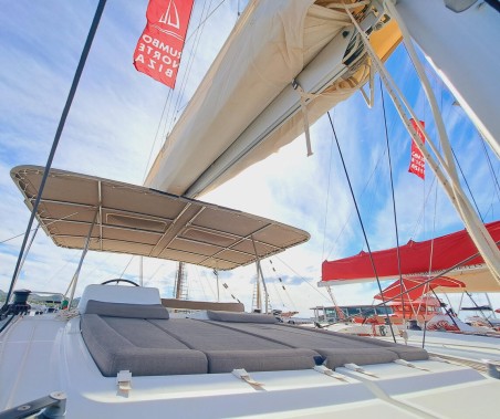 Lagoon-Bénéteau Lagoon 450 F - 4 + 1 cab. Lluna