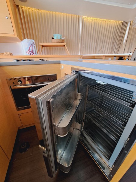 Lagoon-Bénéteau Lagoon 450 F - 4 + 1 cab. Lluna