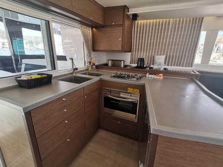 Lagoon-Bénéteau Lagoon 450 F - 4 + 2 cab. Double elli