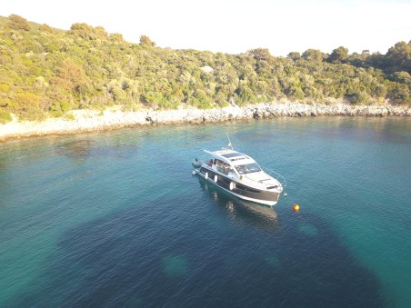 Sealine Sealine C390 Ecstasea