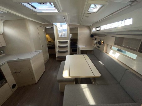 Oceanis 40.1 | Czarter jachtu Hiszpania | Travelboat