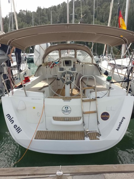 Jeanneau Sun Odyssey 33i - 2 cab. min elli