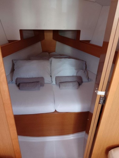 Jeanneau Sun Odyssey 33i - 2 cab. min elli